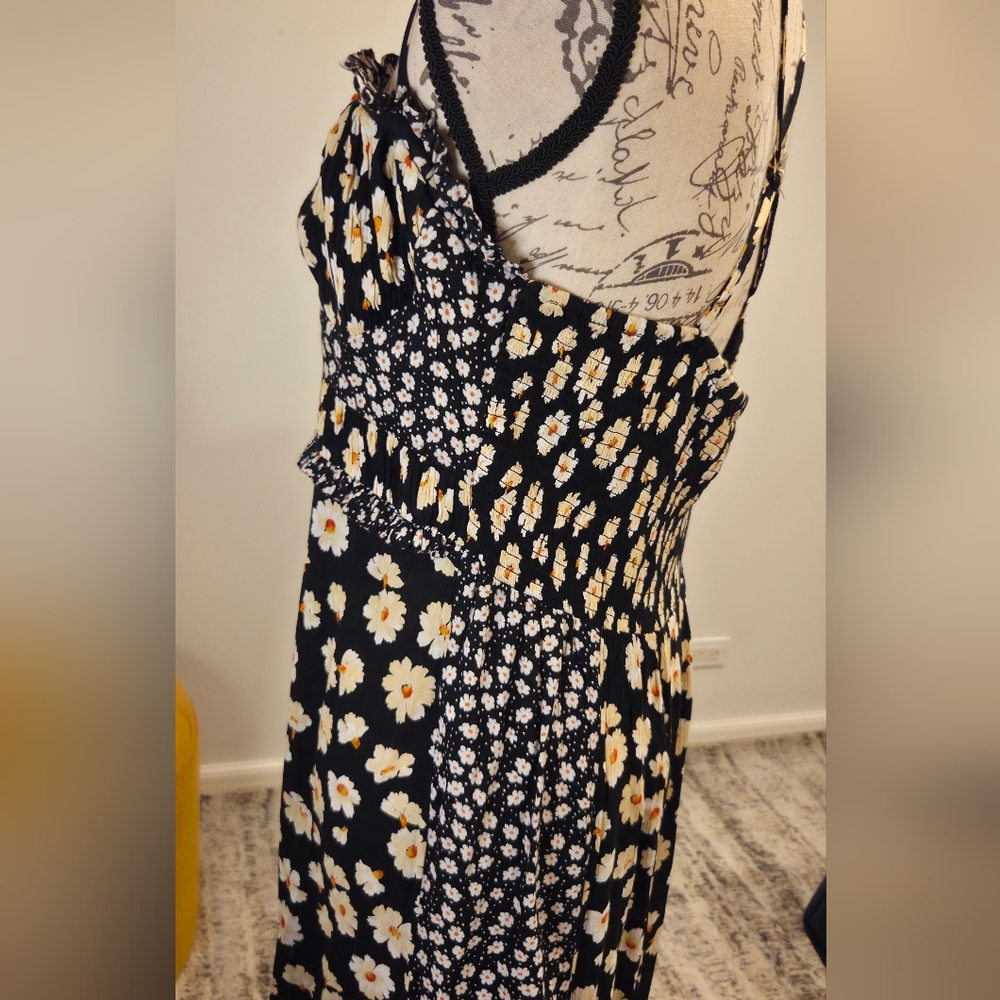 Free People Maxi  Floral Dress in Black and Cream,Size L. - Picture 10 of 16